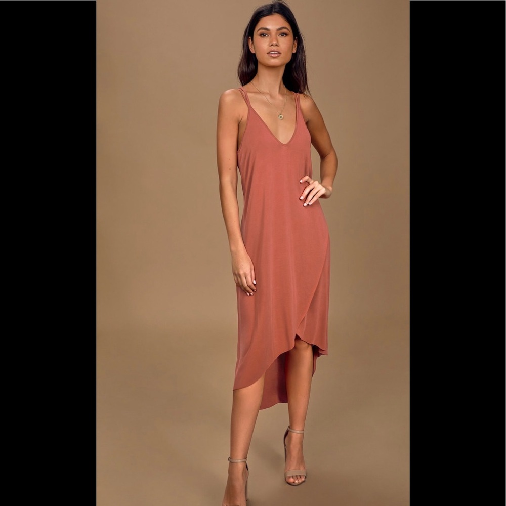 Lulu’s Mauve Dress